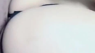 欧美日韩人妻激情-第一次与男友以外的男人在行使中车震!