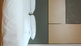 娇妻 雪白 呻吟-美女学生妹子是男友的乖母狗，戴着狗炼项圈乖乖让男友无套抽插~