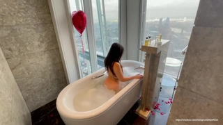 中国精品久久久久久久久久久-小鸟酱与小果酱写真